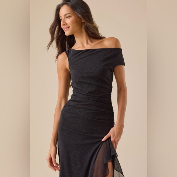 Altar'd State Black Off-Shoulder Maxi Dress - Picture 2 of 6